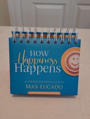 How Happiness Happens by Max Lucado - Blue Desk Flip Calendar